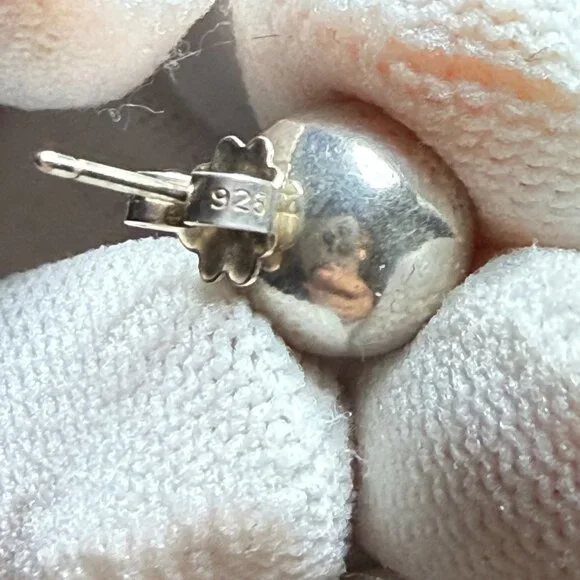 $695 Authentic TIFFANY & Co. Unisex Classic Ball Bead Silver 925 Stud Earrings